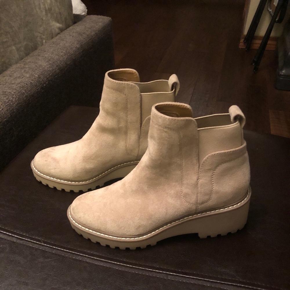 DV by Dolce Vita Beige Suede Ankle Booties